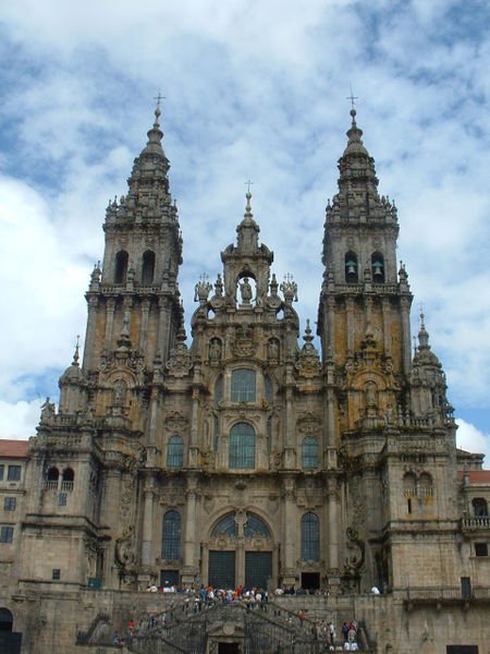Archivo:Basilica de Santiago.jpg