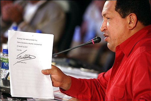 Archivo:Hugo Chavez 29 Abril 2007.jpg