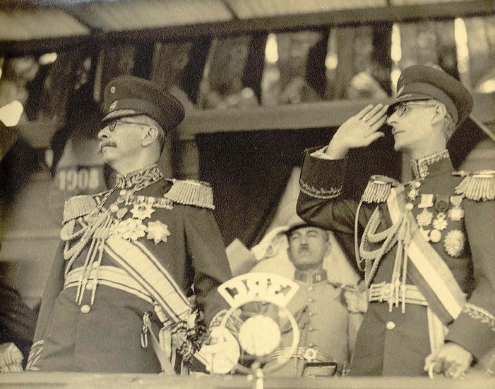 Archivo:Gomez y Lopez Contreras Maracay 1934.jpg