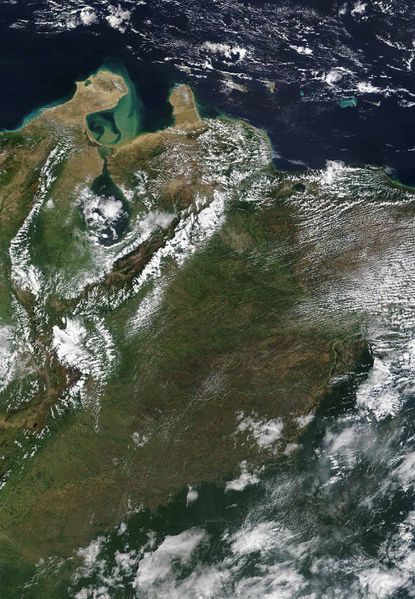Archivo:Venezuela occidente desde satelite.jpg