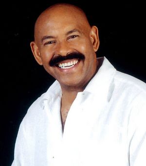 Oscar DLeon 2.jpg