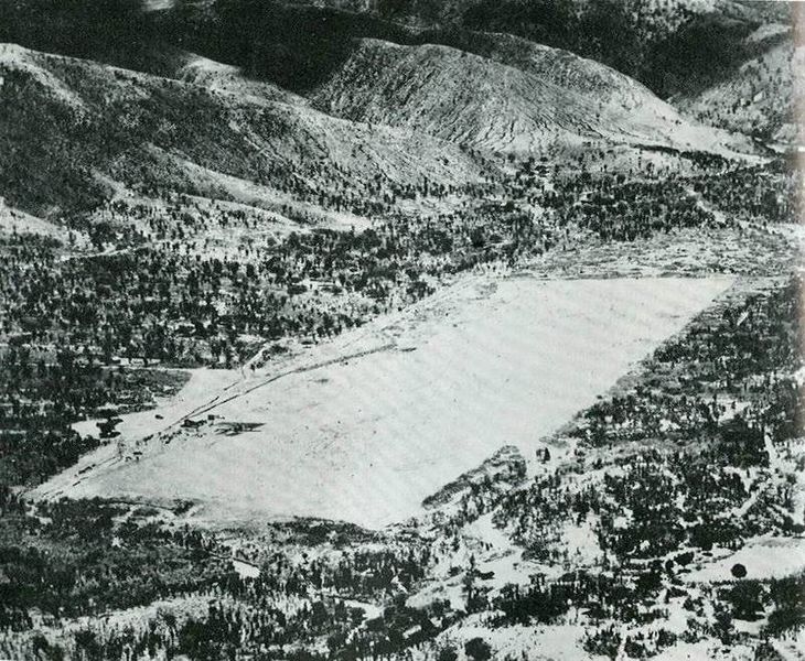 Archivo:Aeropuerto Maiquetia 1930.jpg