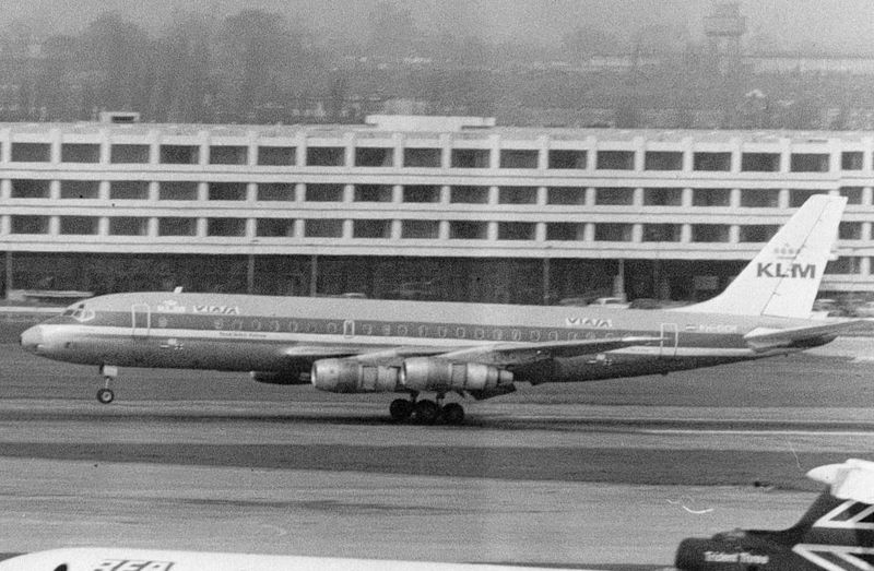 Archivo:Viasa DC-8-53 PH-DCM KLM.jpg