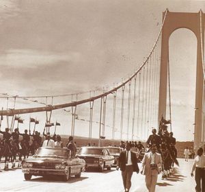 Raul Leoni inaugura Puente Angostura.jpg