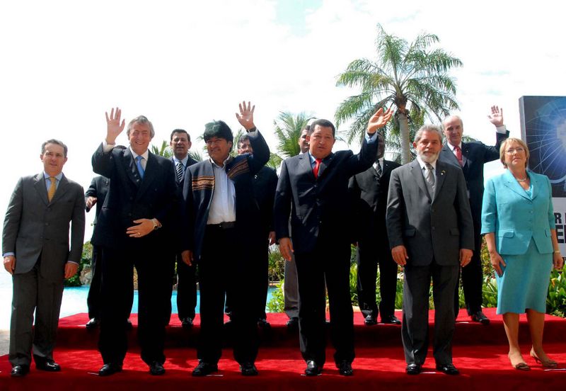 Archivo:Hugo Chavez abril 2007.jpg