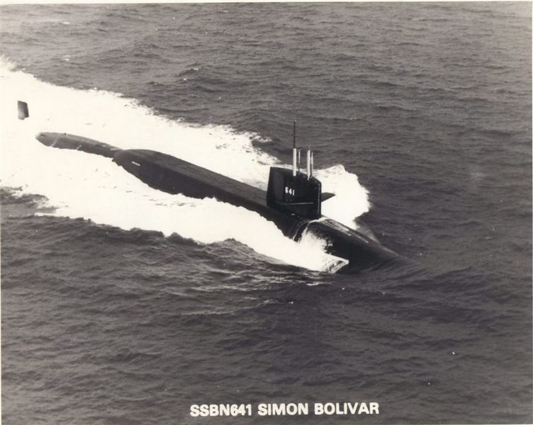Archivo:USS Simon Bolivar.jpg