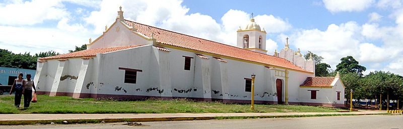 Archivo:Iglesia de Moruy 2.jpg