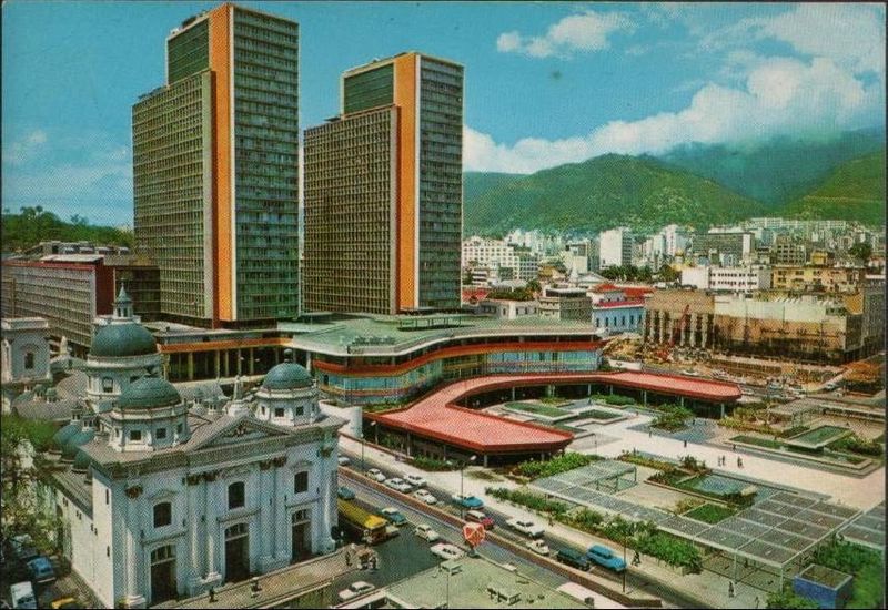 Archivo:Centro Simon Bolivar 6.jpg
