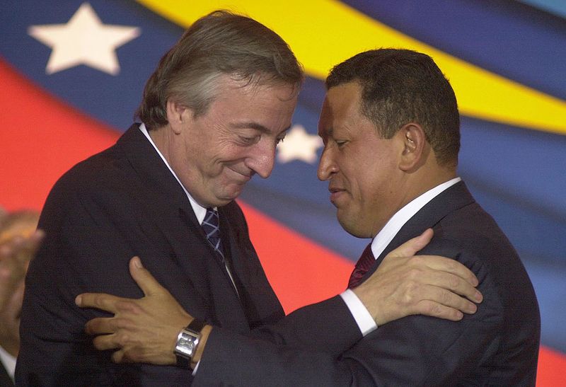 Archivo:Hugo Chavez y Nestor Kirchner abril 2004.jpg