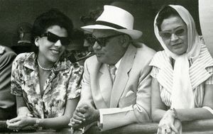 Romulo Betancourt y Virginia Betancourt.jpg