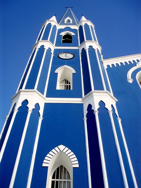 Archivo:Iglesia de Santa Barbara.jpg